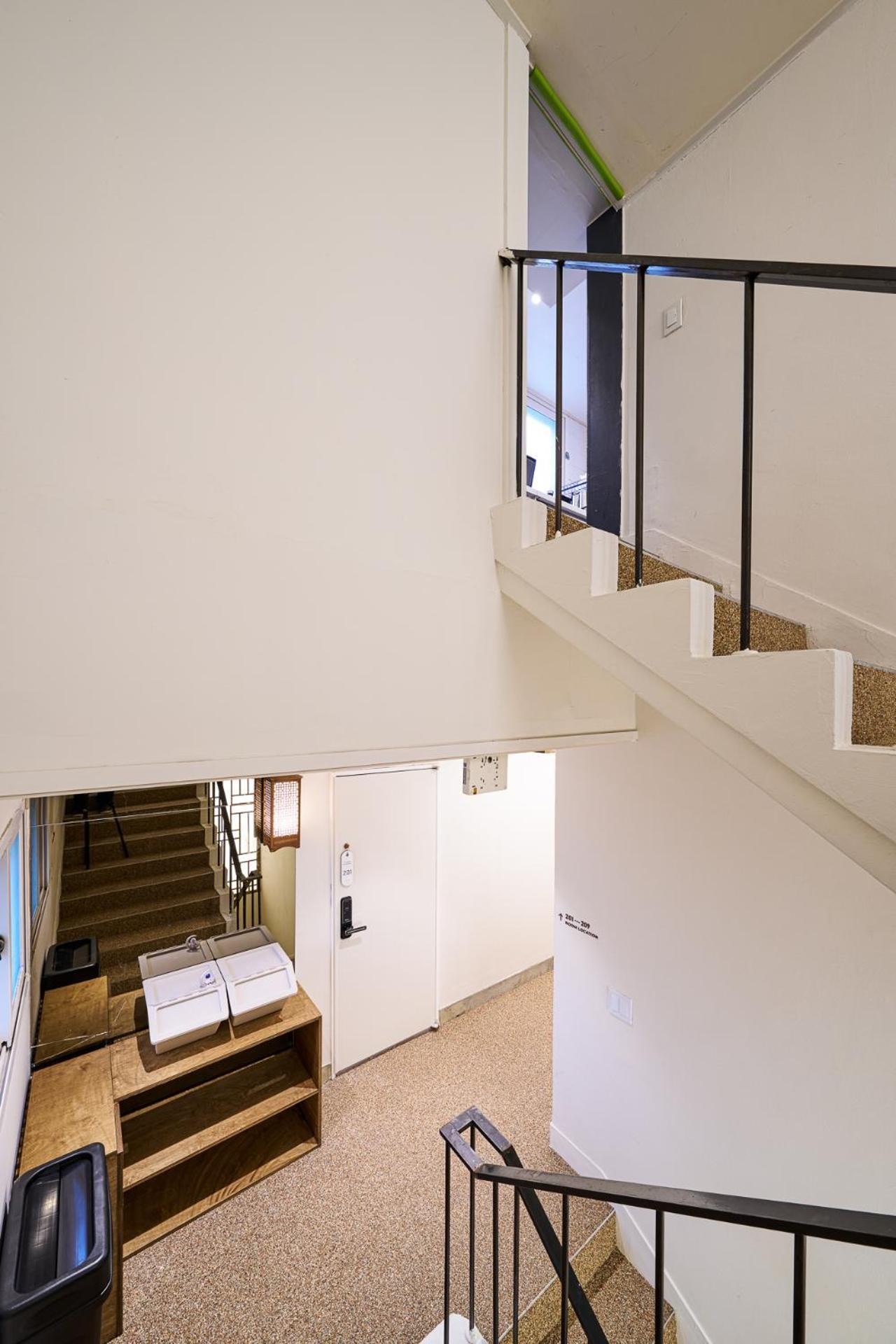 Life In Insa Hostel Seoul Bagian luar foto
