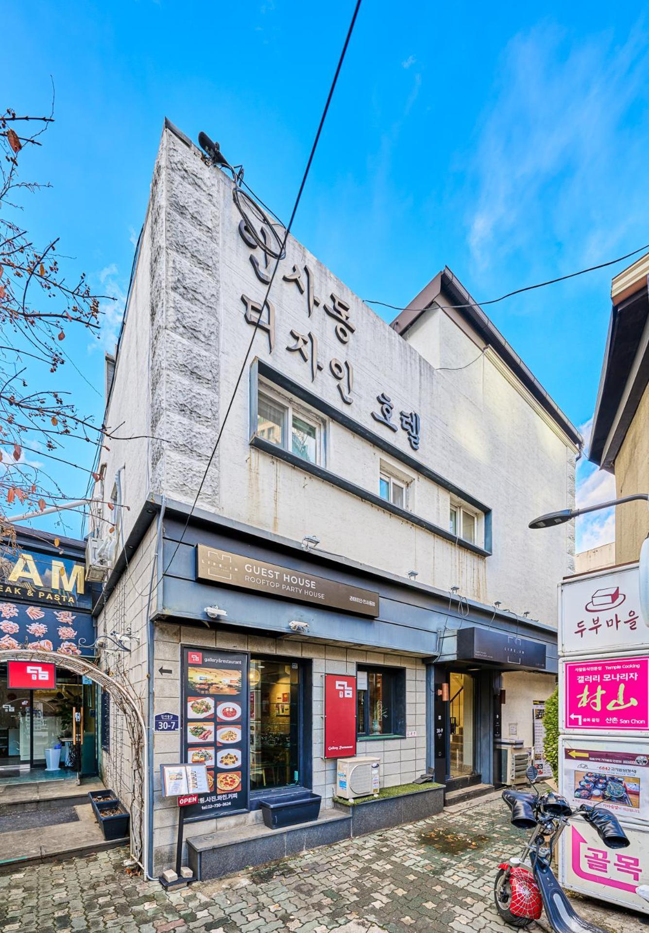 Life In Insa Hostel Seoul Bagian luar foto